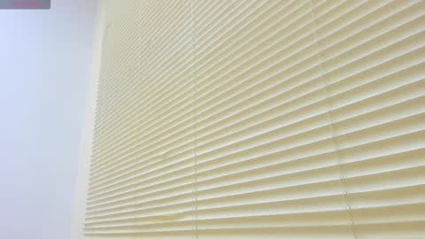 Snapshot of _molly_rosse_ chatting on 10.21.25 _molly_rosse_ online show from 10.21.25