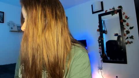     liaaa 4u online show from 12.09.24