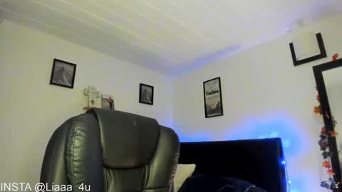     liaaa 4u online show from 12.14.24