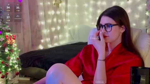 -Victoriana- online show from 01.01.25