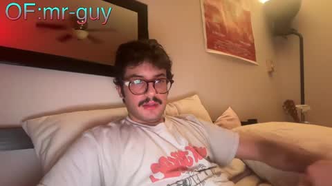 Snapshot of _mrguy_ chatting on 05.15.26 _mrguy_ online show from 05.15.26
