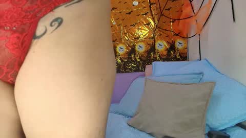 Snapshot of _mystic_luna chatting on 10.10.25 Luna online show from 10.10.25