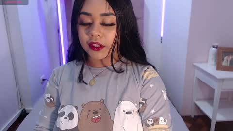 nahomi  online show from 12.11.24