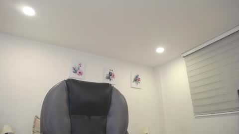 Natalie online show from 12.20.24