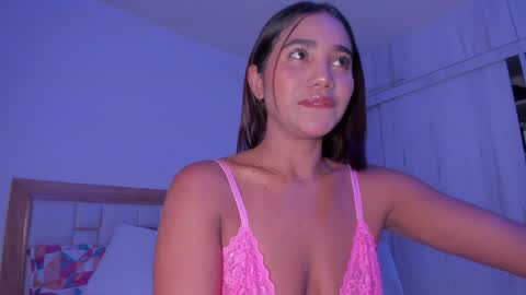 Snapshot of _natasha18_ chatting on 01.17.25 Natasha online show from 01.17.25
