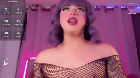 Snapshot of _natsuki chatting on 11.09.25 _natsuki online show from 11.09.25