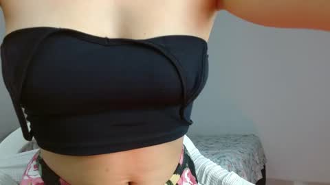 _nayade_ online show from 02.22.25