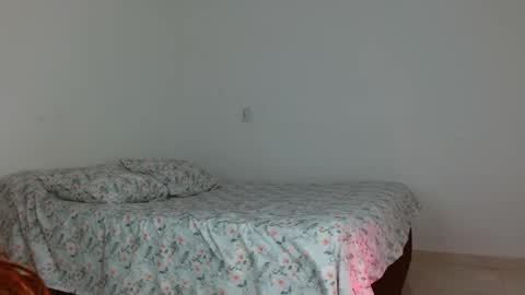 _nayade_ online show from 02.26.25