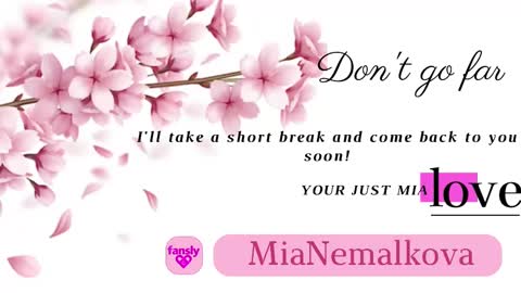 Mia with a big heart  online show from 02.11.25