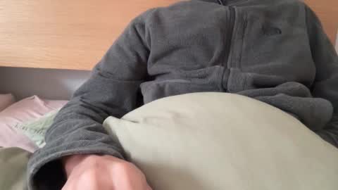 Snapshot of _niceguy chatting on 11.08.25 Max online show from 11.08.25