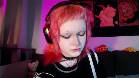 Snapshot of _nicole_meow_ chatting on 06.05.26 Nicole online show from 06.05.26