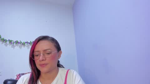 juliana online show from 02.08.25