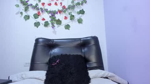 juliana online show from 02.15.25