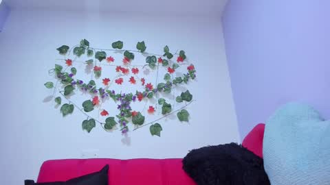 juliana online show from 02.24.25