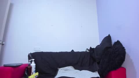 juliana online show from 03.05.25