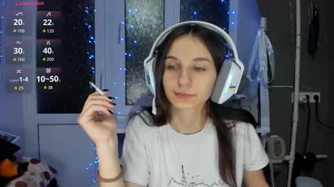 Snapshot of _nika_kik chatting on 02.14.26 Nika online show from 02.14.26