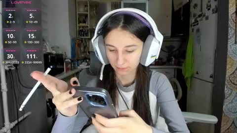 Snapshot of _nika_kik chatting on 02.17.26 Nika online show from 02.17.26