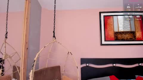   online show from 10.03.25