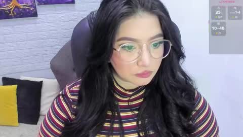   online show from 10.11.25