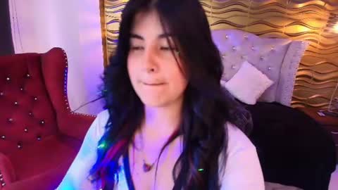 Nina Harpper online show from 07.01.26