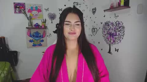 Snapshot of _ninahot chatting on 10.24.25 Nina online show from 10.24.25