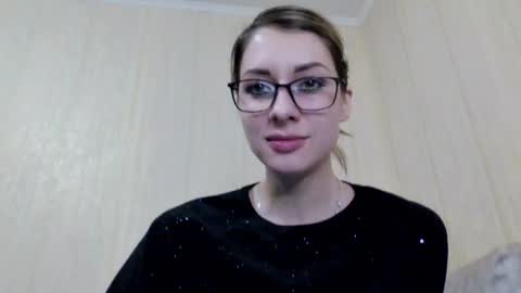  Number 1  online show from 01.06.25