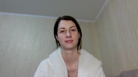  Number 1  online show from 02.17.25