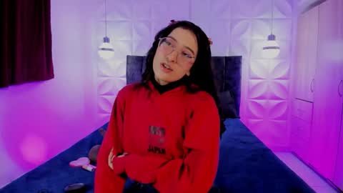 Pau online show from 01.09.26