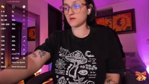 violeta ig  online show from 11.28.25