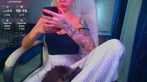 Snapshot of _pink__rabbit_ chatting on 01.18.26 Ilona online show from 01.18.26