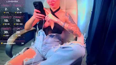 Snapshot of _pink__rabbit_ chatting on 02.20.26 Ilona online show from 02.20.26