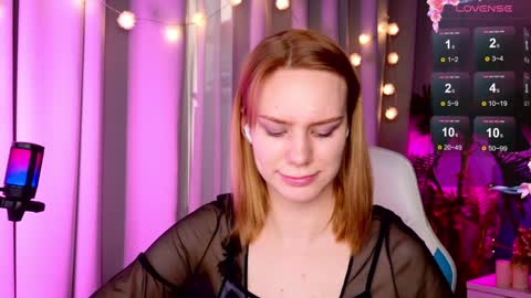 Snapshot of _ramona__ chatting on 01.14.25 im Amy online show from 01.14.25