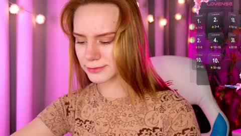 Snapshot of _ramona__ chatting on 01.21.25 im Amy online show from 01.21.25