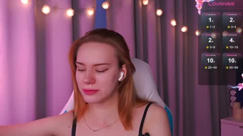 Snapshot of _ramona__ chatting on 01.31.25 im Amy online show from 01.31.25