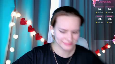 Snapshot of _ramona__ chatting on 02.17.25 im Amy online show from 02.17.25