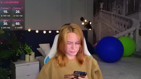 Snapshot of _ramona__ chatting on 09.24.25 im Amy online show from 09.24.25