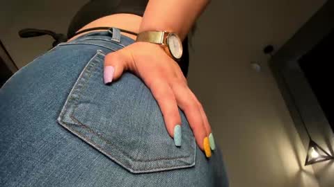 rebecca online show from 01.27.25