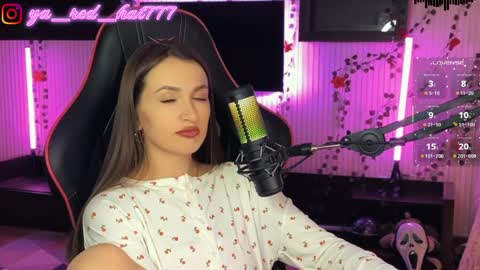 -RED HAT- online show from 04.15.26