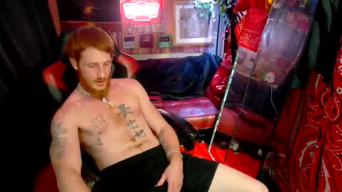 Snapshot of _redxxx chatting on 06.08.26 REDxxx online show from 06.08.26