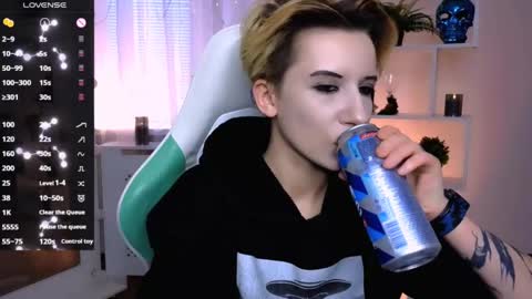 Snapshot of _rein_ramm chatting on 05.23.26 Rein online show from 05.23.26