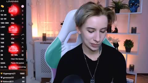 Snapshot of _rein_ramm chatting on 05.31.26 Rein online show from 05.31.26