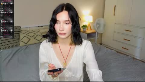 LISSAPVT IS OPEN online show from 10.02.25