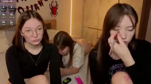 LISSAPVT IS OPEN online show from 10.30.25