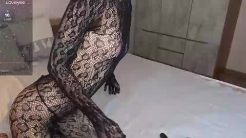 LISSAPVT IS OPEN online show from 11.09.25