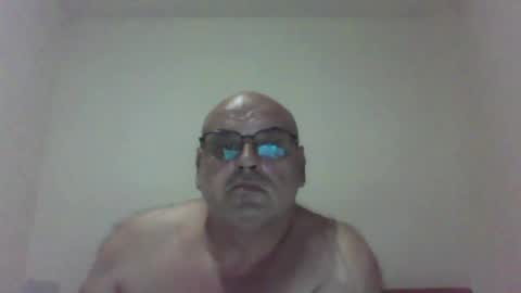 Snapshot of _reyi chatting on 07.19.26 REY online show from 07.19.26