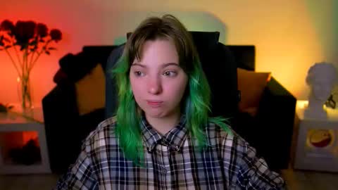 Snapshot of _rockstone_ chatting on 10.04.25 Rock stone online show from 10.04.25