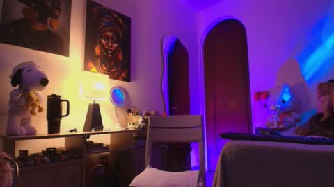 _rose_smith online show from 12.20.25