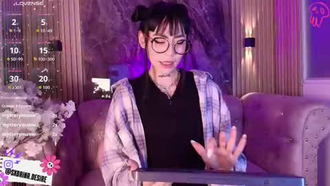 Sabrina online show from 12.02.25