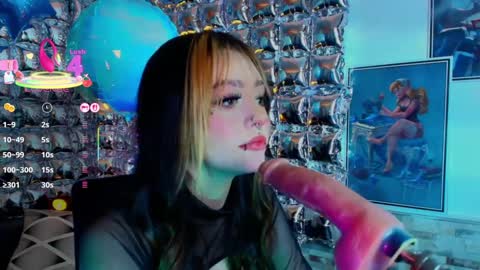 Zacura online show from 09.25.25