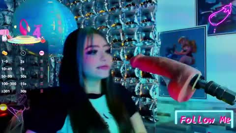 Zacura online show from 10.29.25